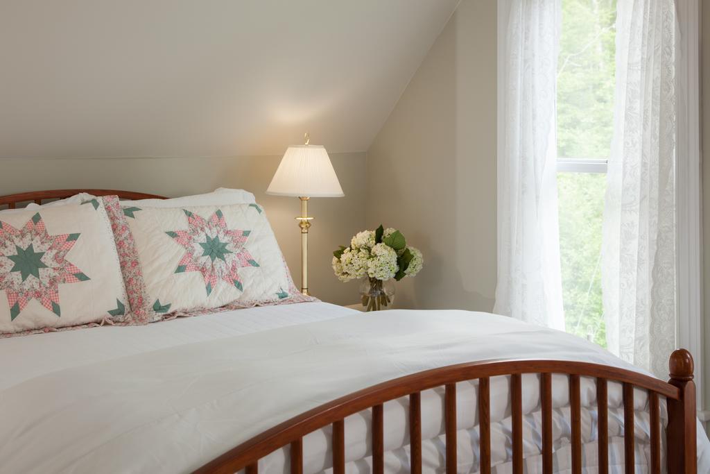 The Maple Leaf Inn Barnard Номер фото